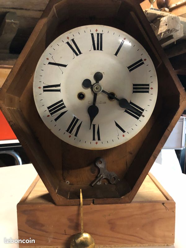 ANCIENNE FACADE OEIL de boeuf horloge pendule EUR 19,99 - FR