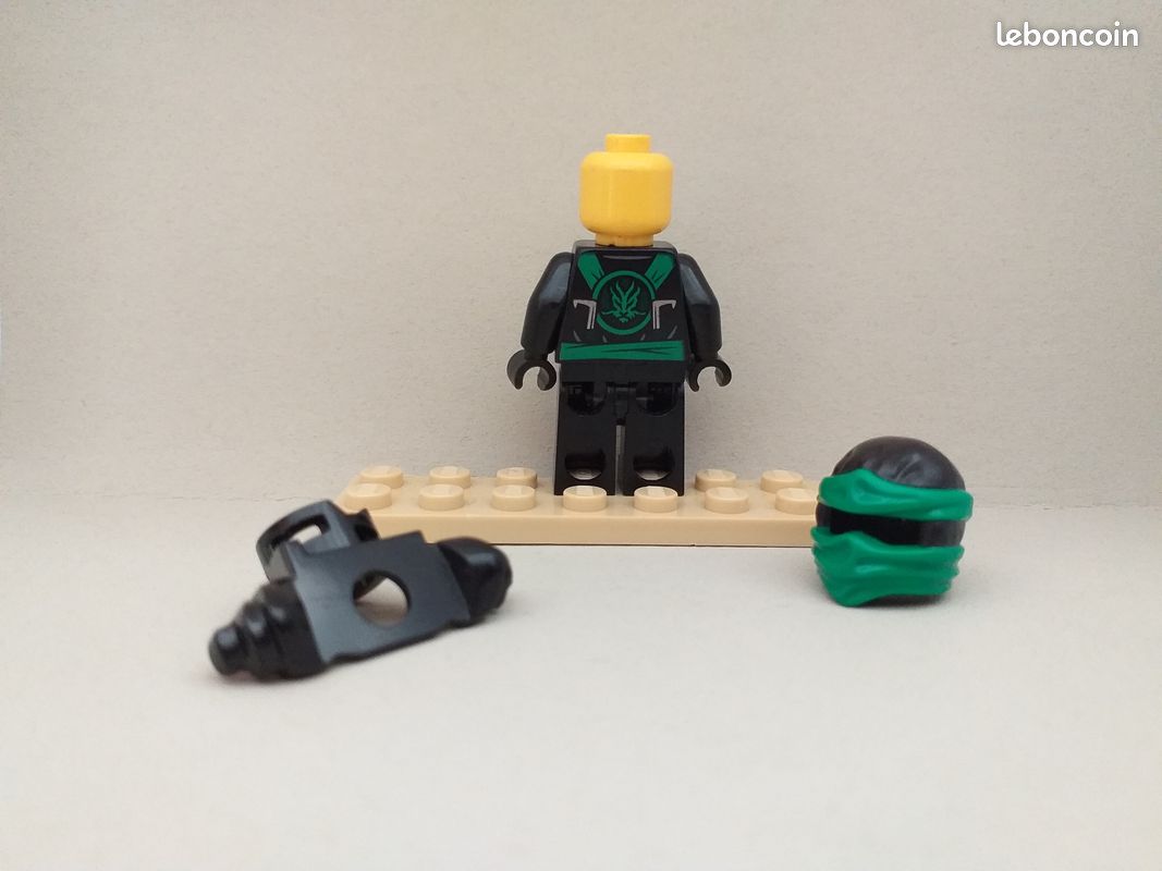 Lego Figurine Ninjago njo0167 Lloyd (Deepstone Armor) Possession