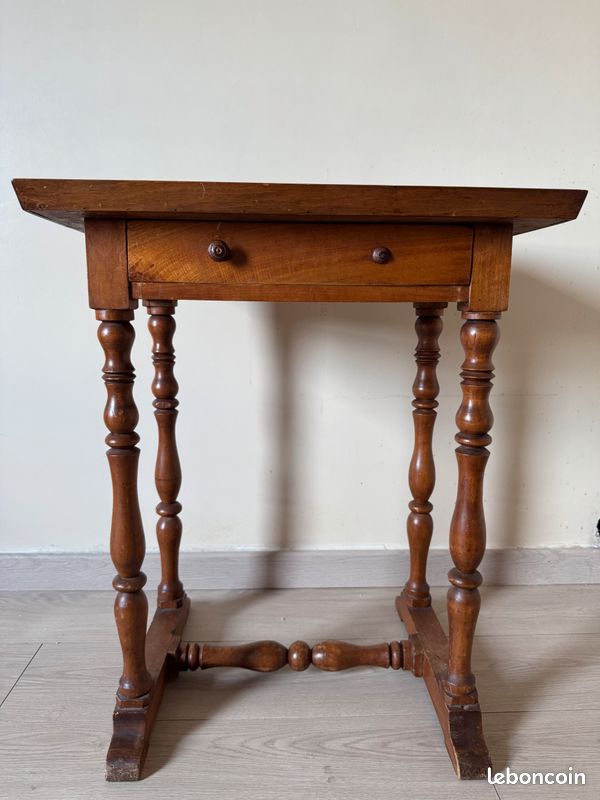 Table d'appoint à tiroir Vintage, pieds tournés (image 1)