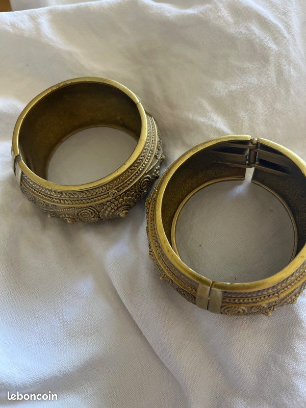 Paire de bracelet ethnique en laiton origine Inde (image 2)