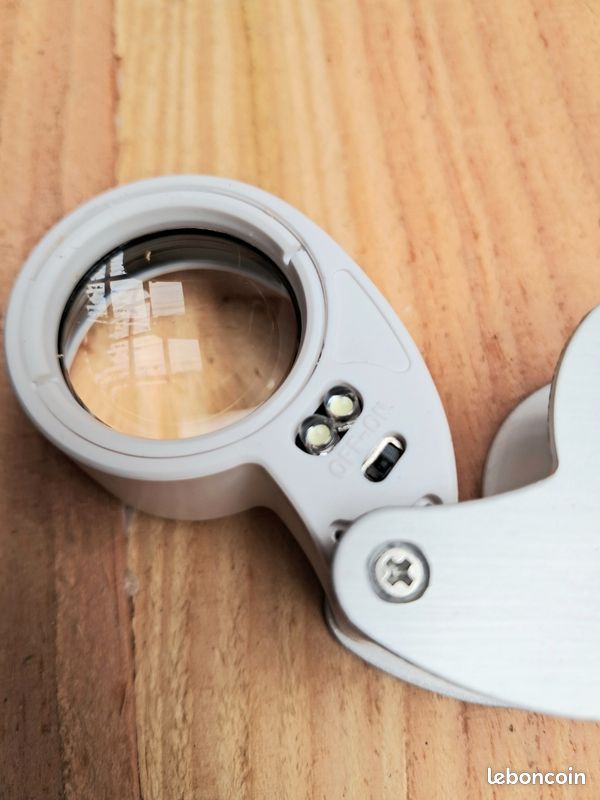 FYDUN Loupe de bijoutier Loupe éclairée grossissement 30X 3 lumières