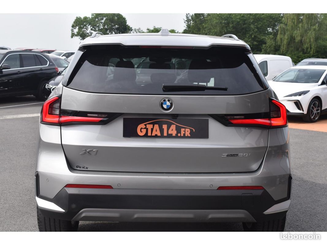 BMW X1 sDrive 20i 170ch DKG7 Business Design (image 18)