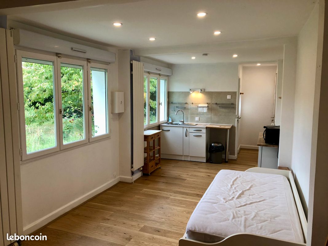 Appartement 1 pièce 30 m² · à Bures-sur-Yvette · 30 m² · 840 €