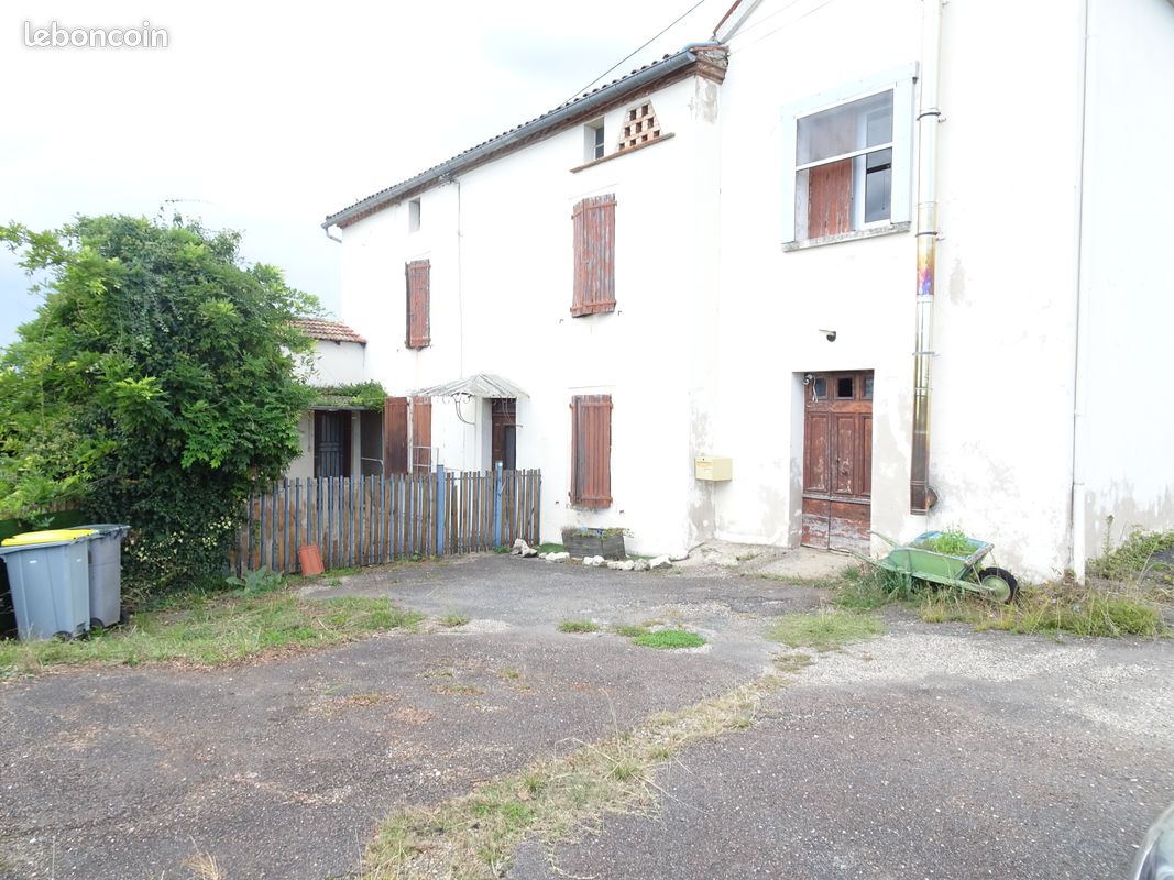 Maison 5 pièces 139 m² · à Monestiés · 139 m² · 155 000 €