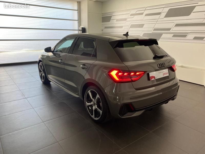 Audi A1 Sportback 30 TFSI 116ch S line S tronic 7 (image 4)