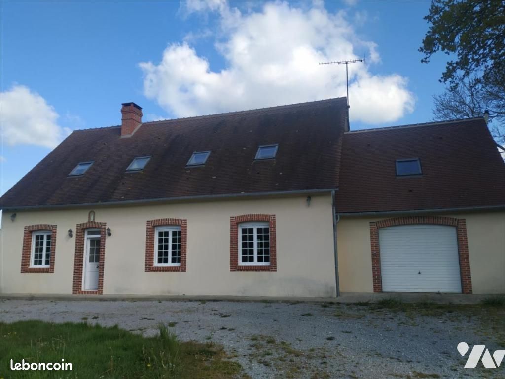 Maison 8 pièces 159 m² · à Beaulieu · 159 m² · 802 €/mois