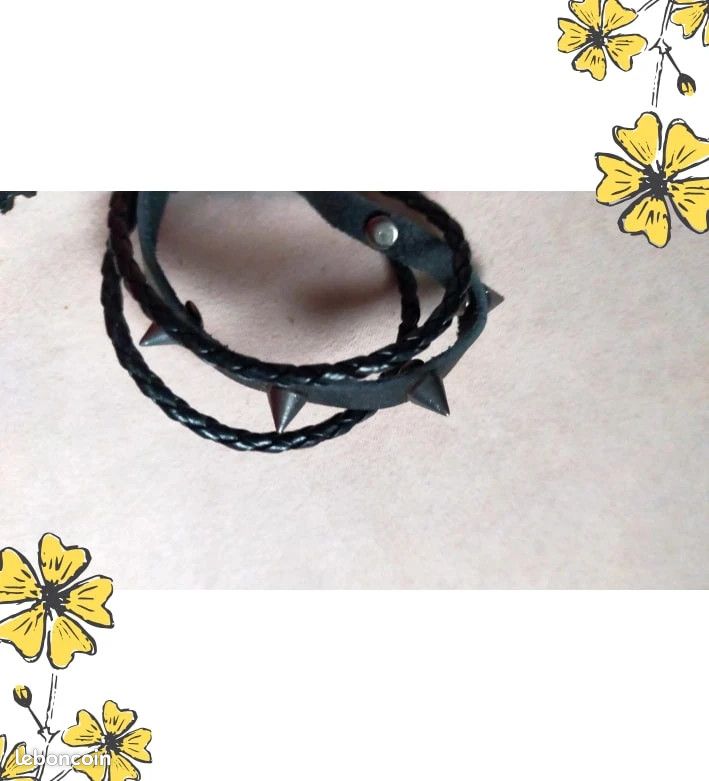 Bracelet noir en cuir à clous Acne Studios en solde