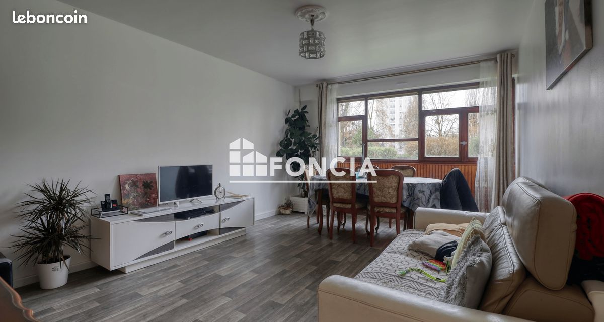 Appartement 3 pièces 77 m² · à Villejuif · 77 m² · 170 000 €