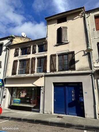 Maison 8 pièces 235 m²