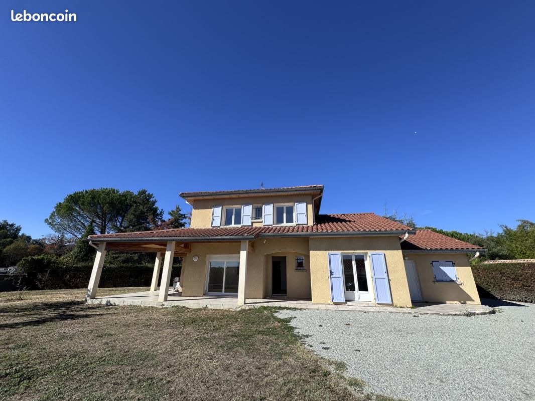 Maison 5 pièces 120 m² · à Montbrison · 120 m² · 1 300 €/mois