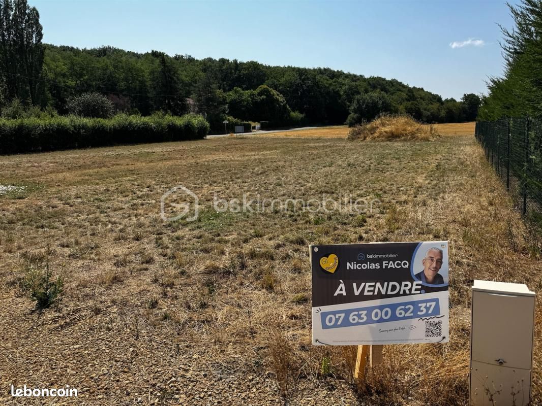 Terrain 1 170 m² Vinon · 28 974 €