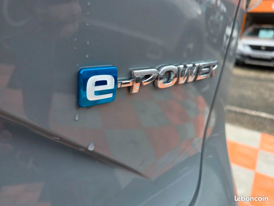 Nissan Qashqai NEW E POWER 205 N-CONNECTA PACK Confort et Hiver (image 25)