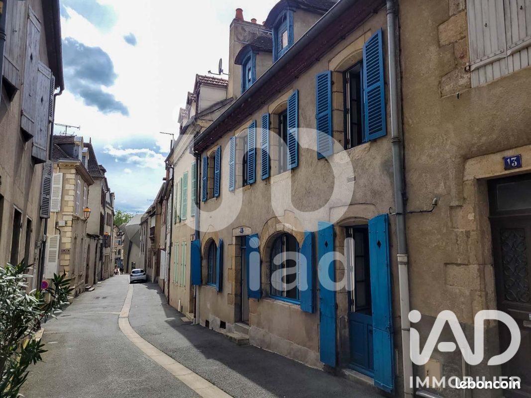 Maison 4 pièces 82 m² · à Montluçon · 82 m² · 54 500 €