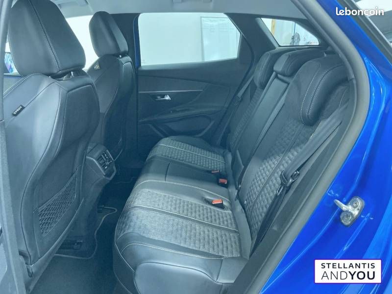 Peugeot 3008 Hybrid 225 e-EAT8 Roadtrip (image 13)