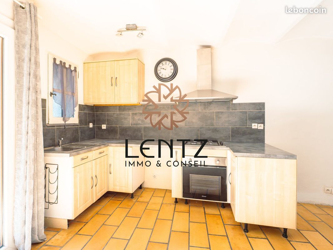 Maison 3 pièces 65 m² · à Valensole · 65 m² · 550 €/mois