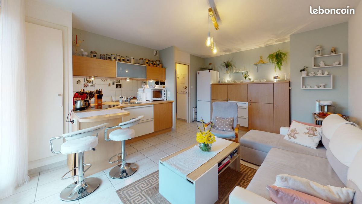 Appartement 2 pièces 40 m² · à Sainte-Suzanne · 40 m² · 620 €/mois