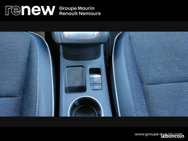 Renault Captur 1.6 E-Tech hybride 145ch Techno Fast Track (image 29)