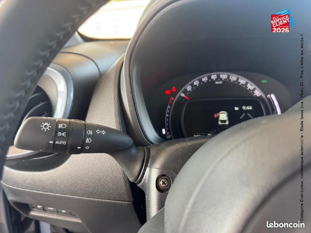 Toyota Aygo X 1.0 VVT-i 72ch Design MY24 (image 28)