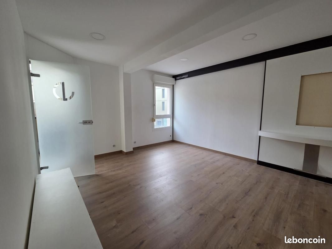 Local commercial 160 m² (image 6)