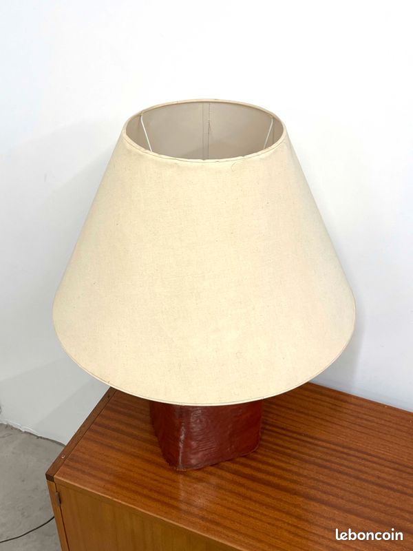 Grande lampe en céramique, signée et datée de 1979 (image 4)