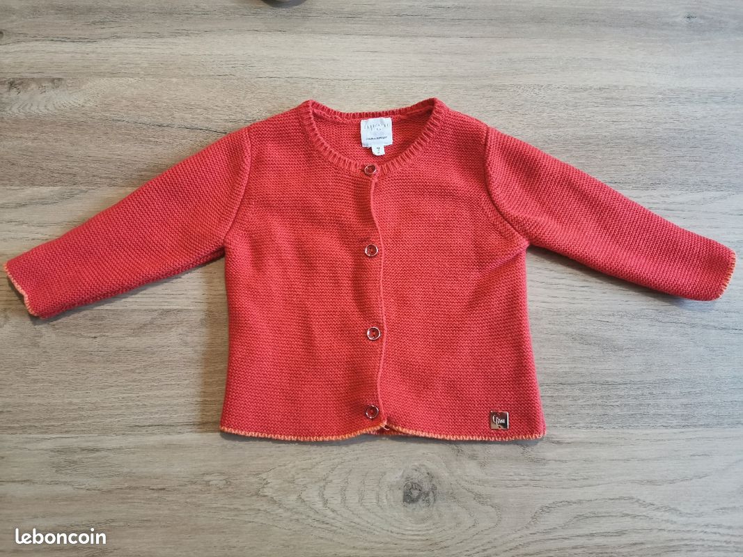 Gilet en maille rouge (image 1)