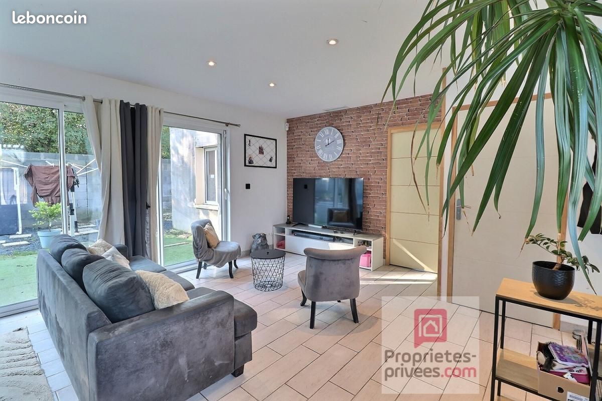 Maison 6 pièces 138 m² · à Tonnay-Charente · 138 m² · 368 900 €