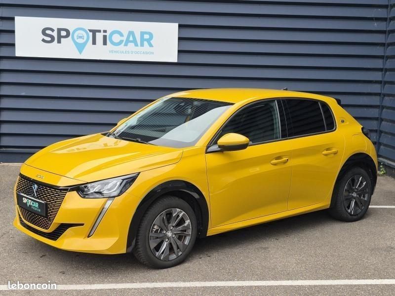 Peugeot 208 e-208 136ch Style (image 1)
