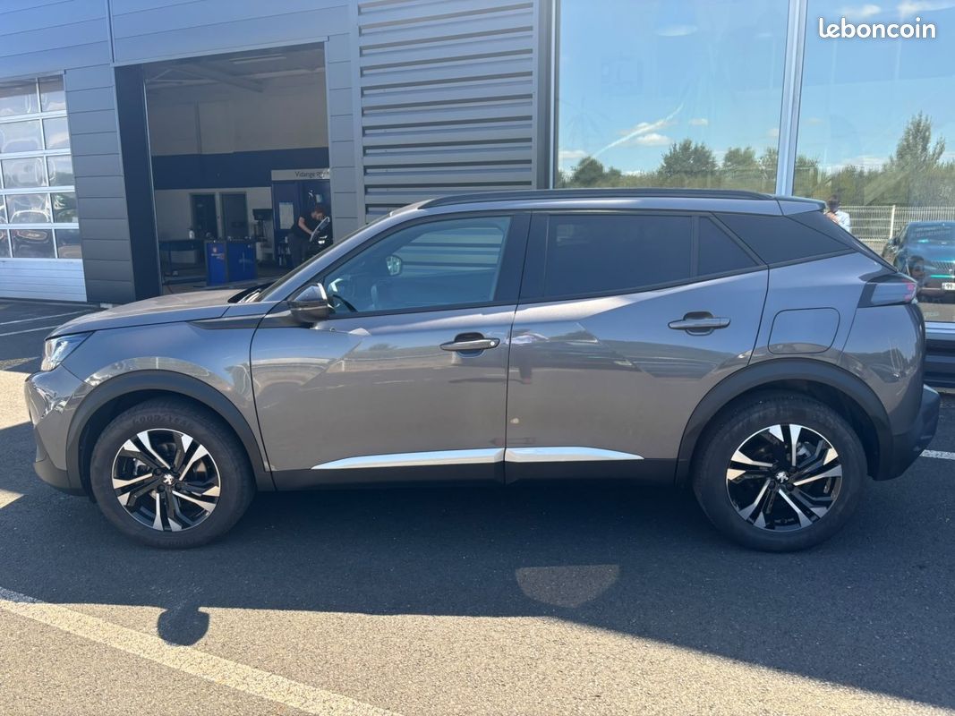 Peugeot 2008 (2) BLUEHDI 130 EAT8 ALLURE PACK (image 9)