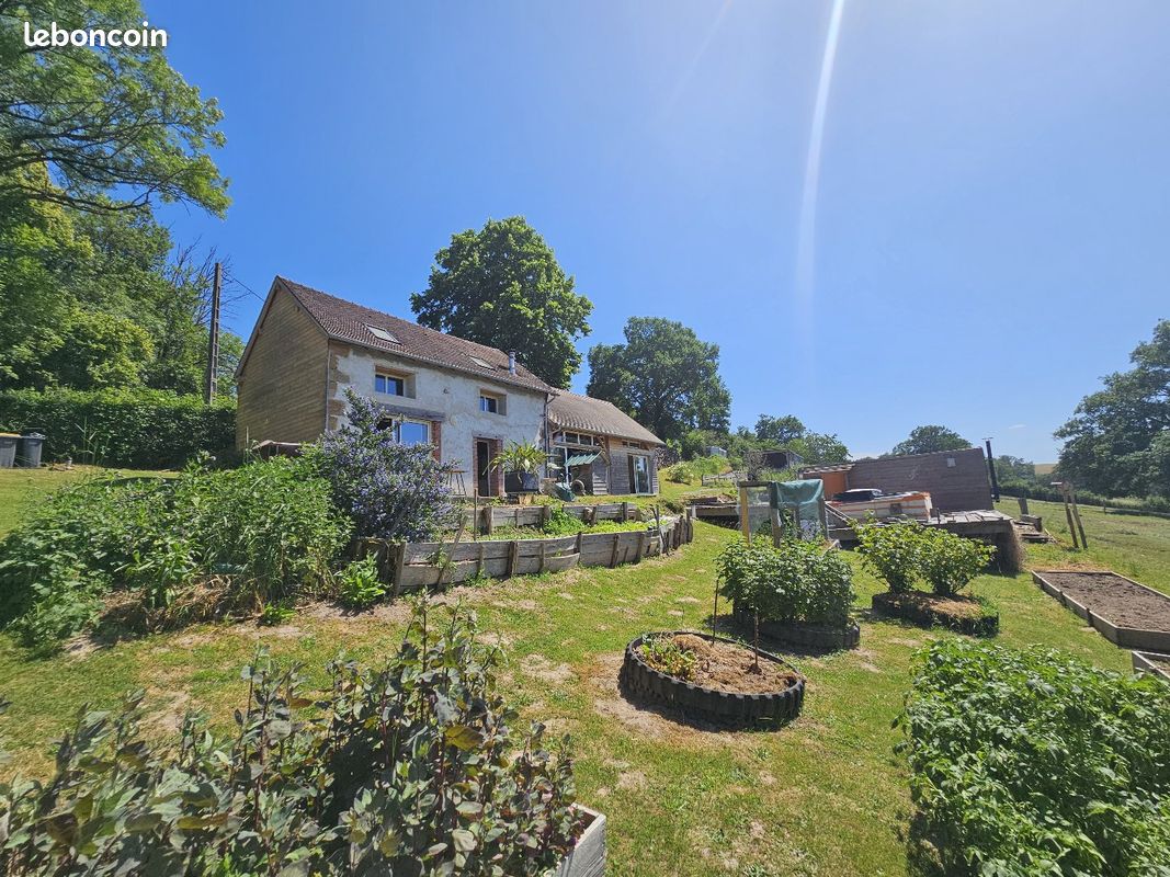 Maison 6 pièces 135 m² · à Cérilly · 135 m² · 224 700 €