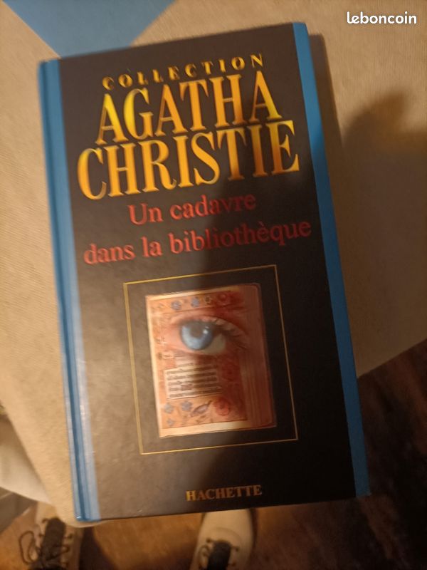 Agatha Christie (image 1)