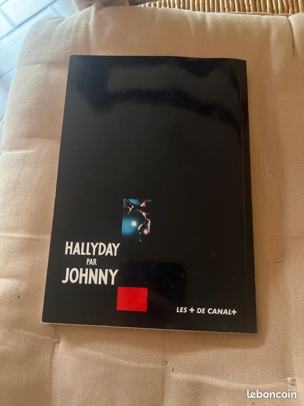 Lot de 2 livre Johnny Hallyday 2 a l’unité (image 2)