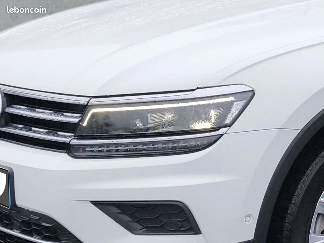 Volkswagen Tiguan 2.0 TDI 190 Ch DSG 4MOTION CARAT / TOIT OUVRANT (image 18)
