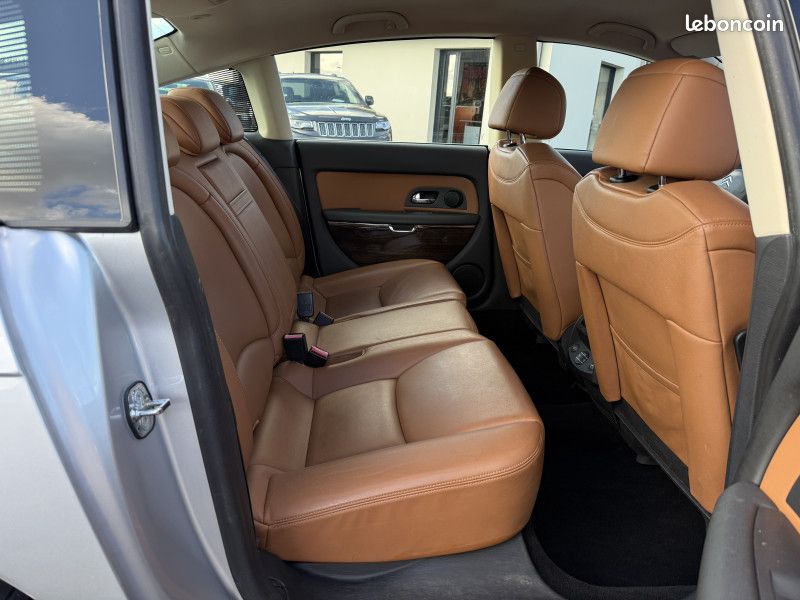 Citroen C6 2.7 V6 HDI EXCLUSIVE FAP (image 23)