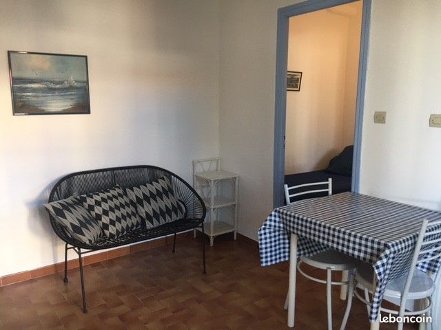 Villa en rez de jardin au bord de la mer (image 6)
