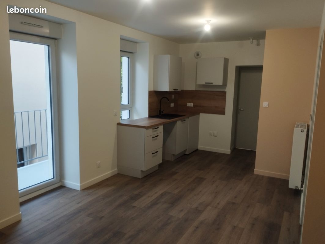Appartement 2 pièces 40 m² · à Branges · 40 m² · 255 €