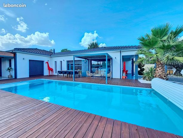 Maison 6 pièces 220 m²