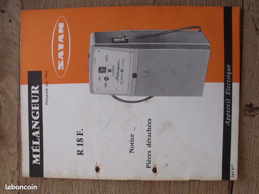 Ancien Pistolet De Pompe à Essence Vintage - Marque EBW, Avec Accessoires (Satam, Boutillon, Mélangeur), Occasion