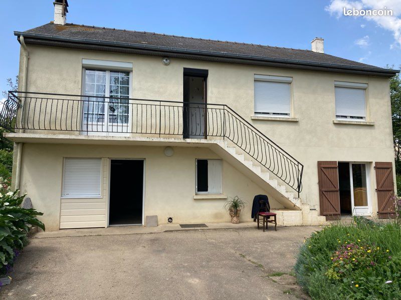 Maison 6 pièces 100 m² · à Saint-Just · 100 m² · 750 €