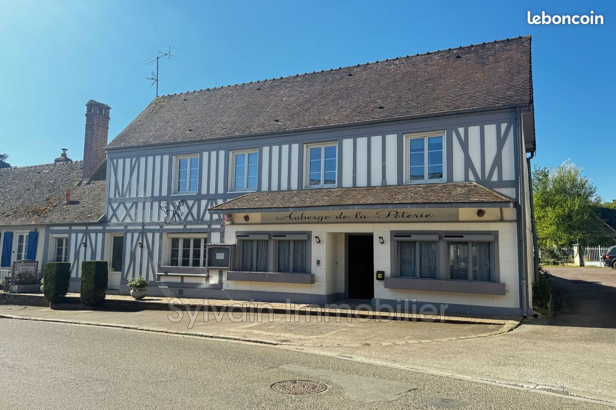 Maison 6 pièces 359 m² · à Savignies · 359 m² · 365 000 €