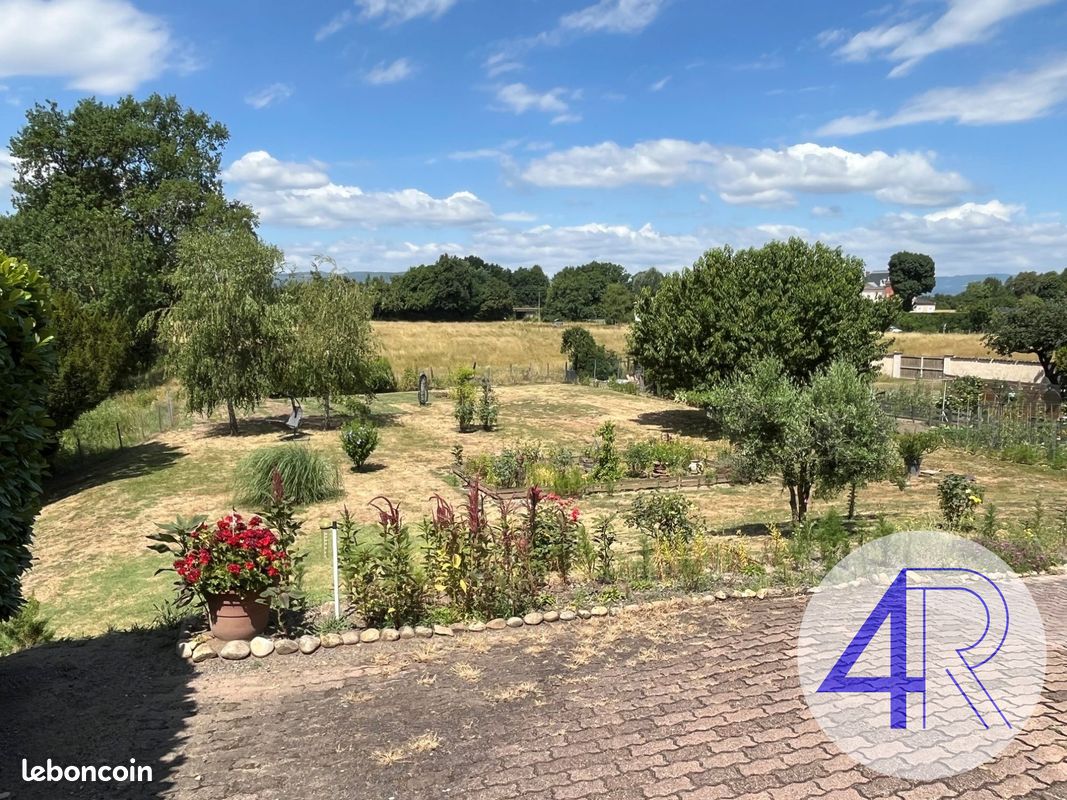 Maison 4 pièces 89 m² · à Saint-Georges-de-Reneins · 89 m² · 273 000 €