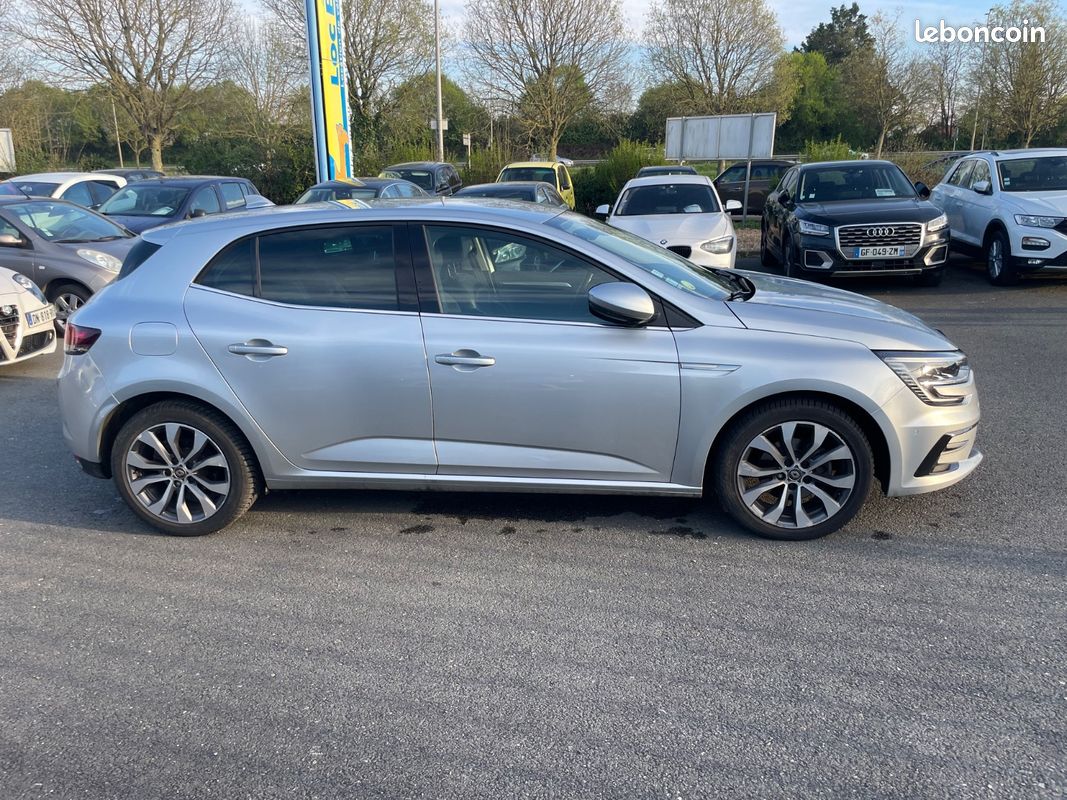 Renault MÉGANE IV Intens 1.5 DCI 115CH PACK BOSE TVA RECUPERABLE (image 5)