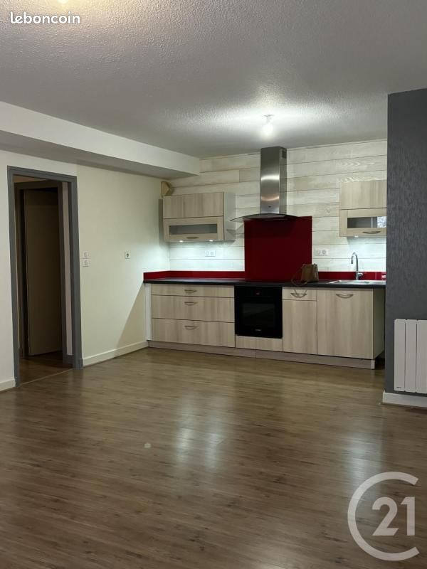 Appartement 2 pièces 64 m² · à Aurillac · 64 m² · 520 €/mois