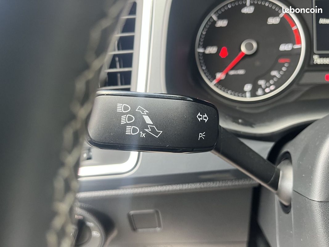 Seat ATECA 2.0 TDI 150 CH STYLE BUSINESS GPS CAMERA (image 18)