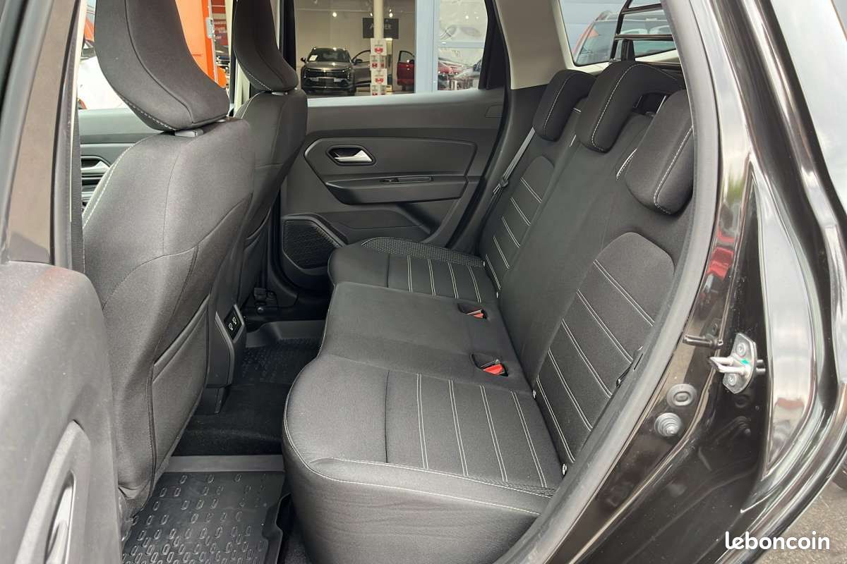 Dacia Duster 1.5 DCI 115 4X4 JOURNEY PLUS (image 7)