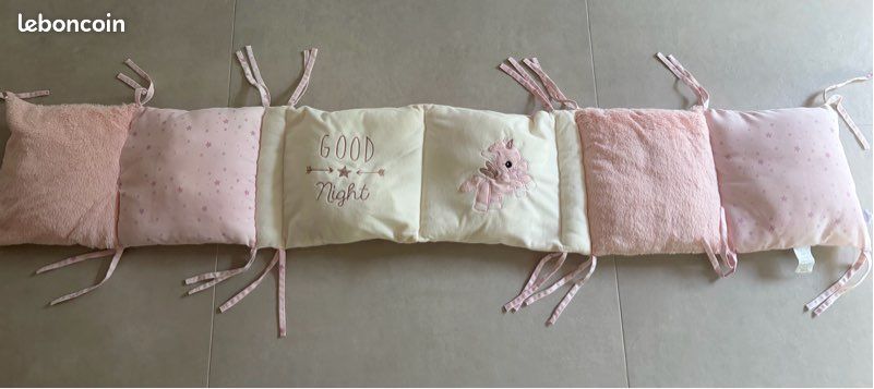 Tour de lit rose licorne fille (image 1)