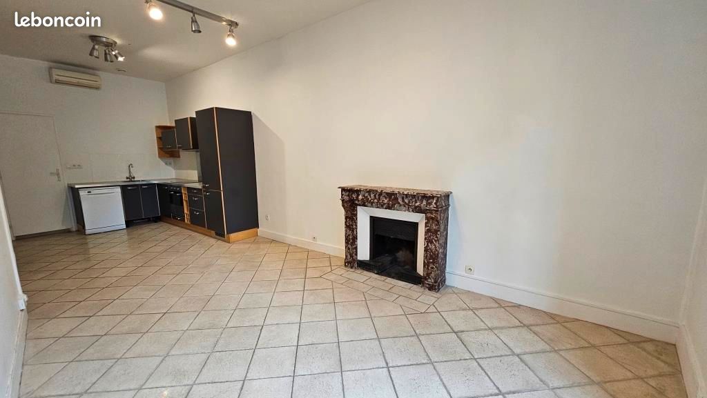 Appartement 2 pièces 45 m² · à Grenoble · 45 m² · 553 €/mois