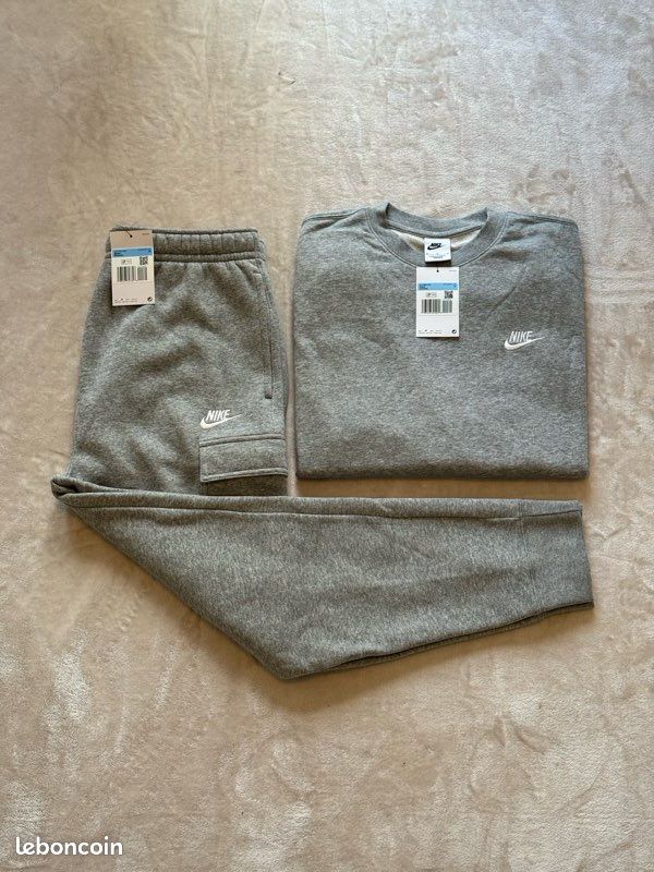 Ensemble Nike Sportswear Club Fleece gris Taille M Neuf avec