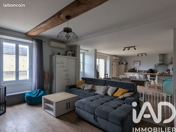 Longère 7 pièces 155 m²