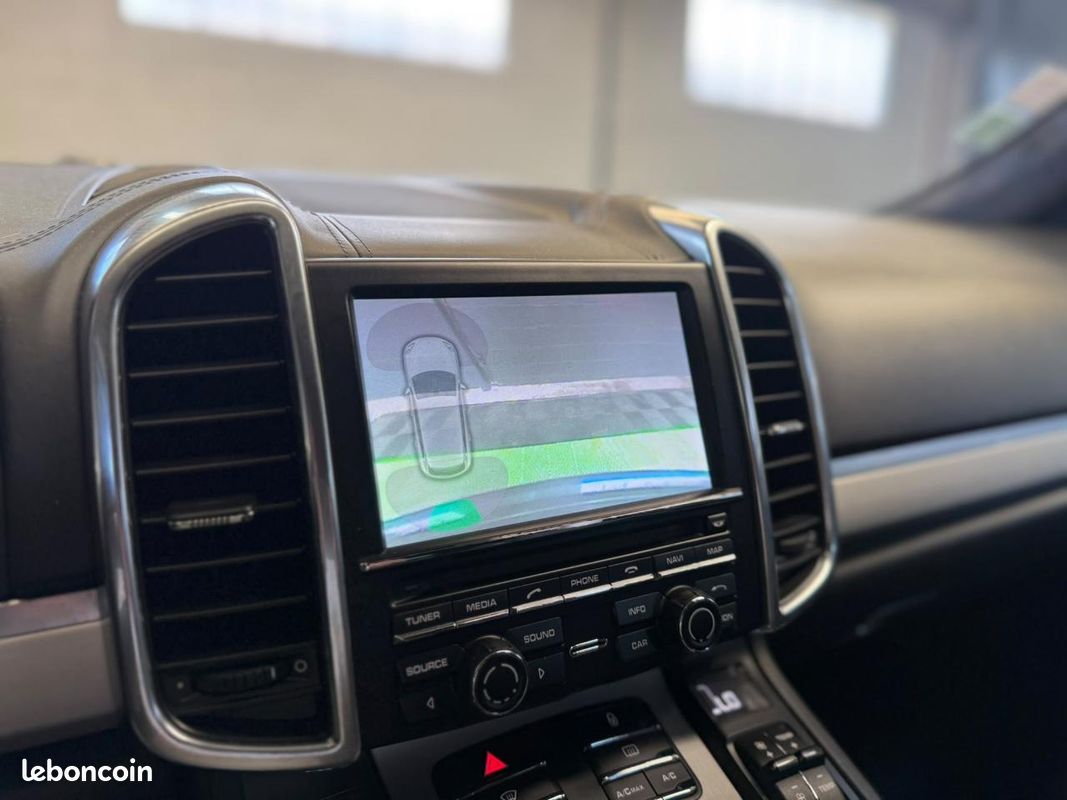 PORSCHE CAYENNE 4.8i V8 420 CH GTS - GARANTIE 6 MOIS (image 16)
