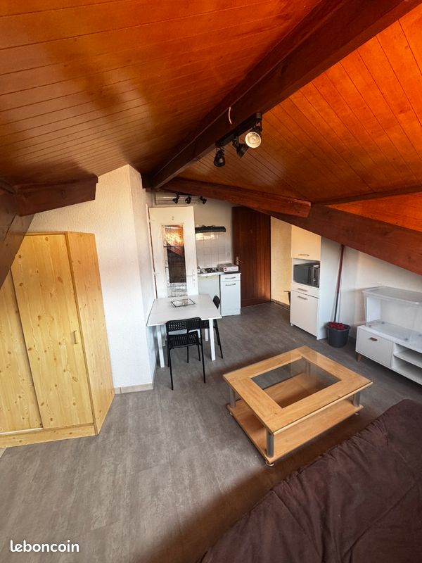 Appartement 1 pièce 15 m² · à Muret · 15 m² · 400 €
